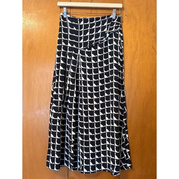 ZARA BLACK & CREAM GEOMETRIC PATTERN SLIT SKIRT, SIZE: XS, LIKE NEW - Picture 7 of 9